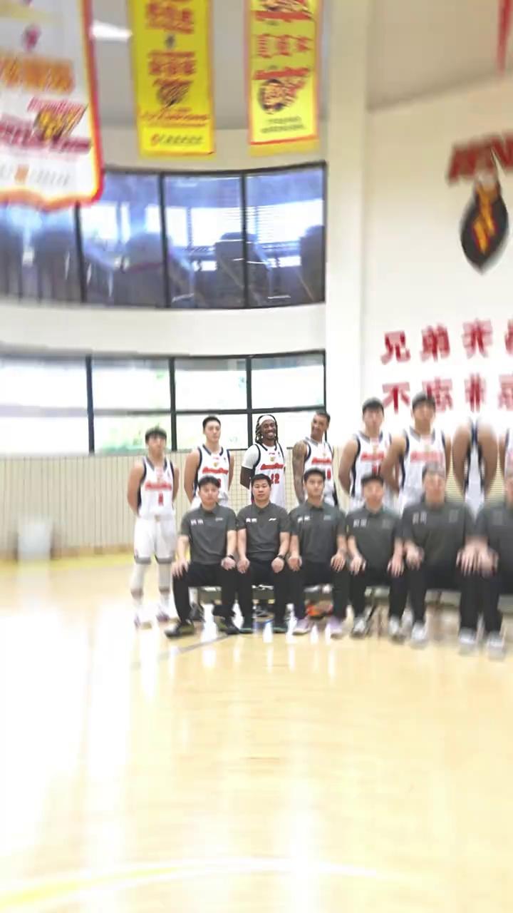 开云- 去年在马里昂巴 