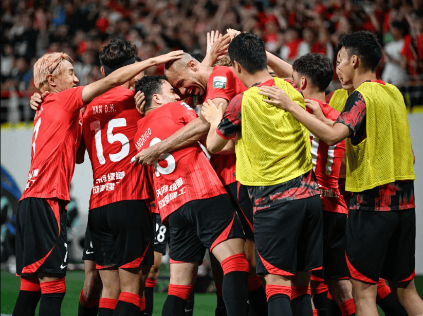 Kaiyun-转会期亚冠焦点战，里昂绝杀压哨，信心回归，更衣室氛围转暖的简单介绍